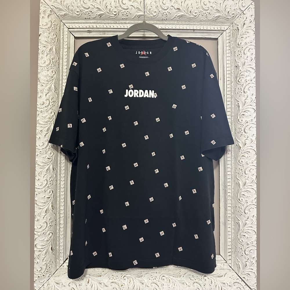 Jordan Black AOP Jump Man Tee. Size XL. ❣️